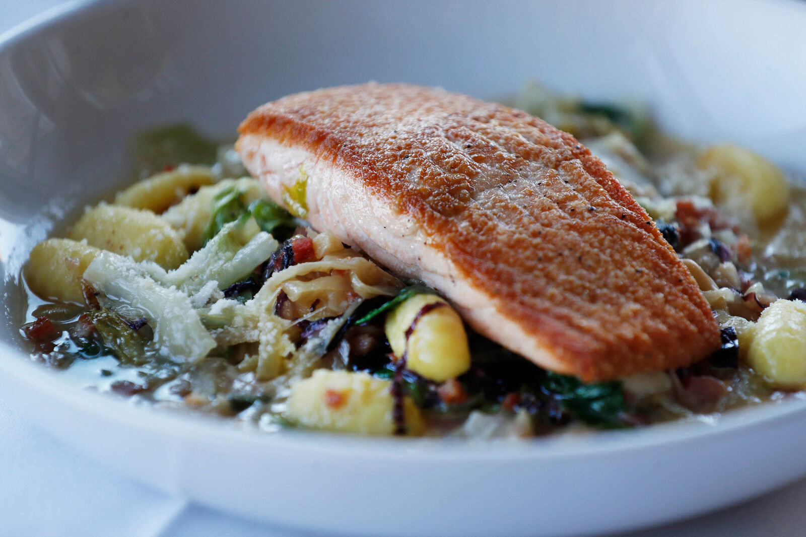 Zambistro in Medina salmon, beans and greens